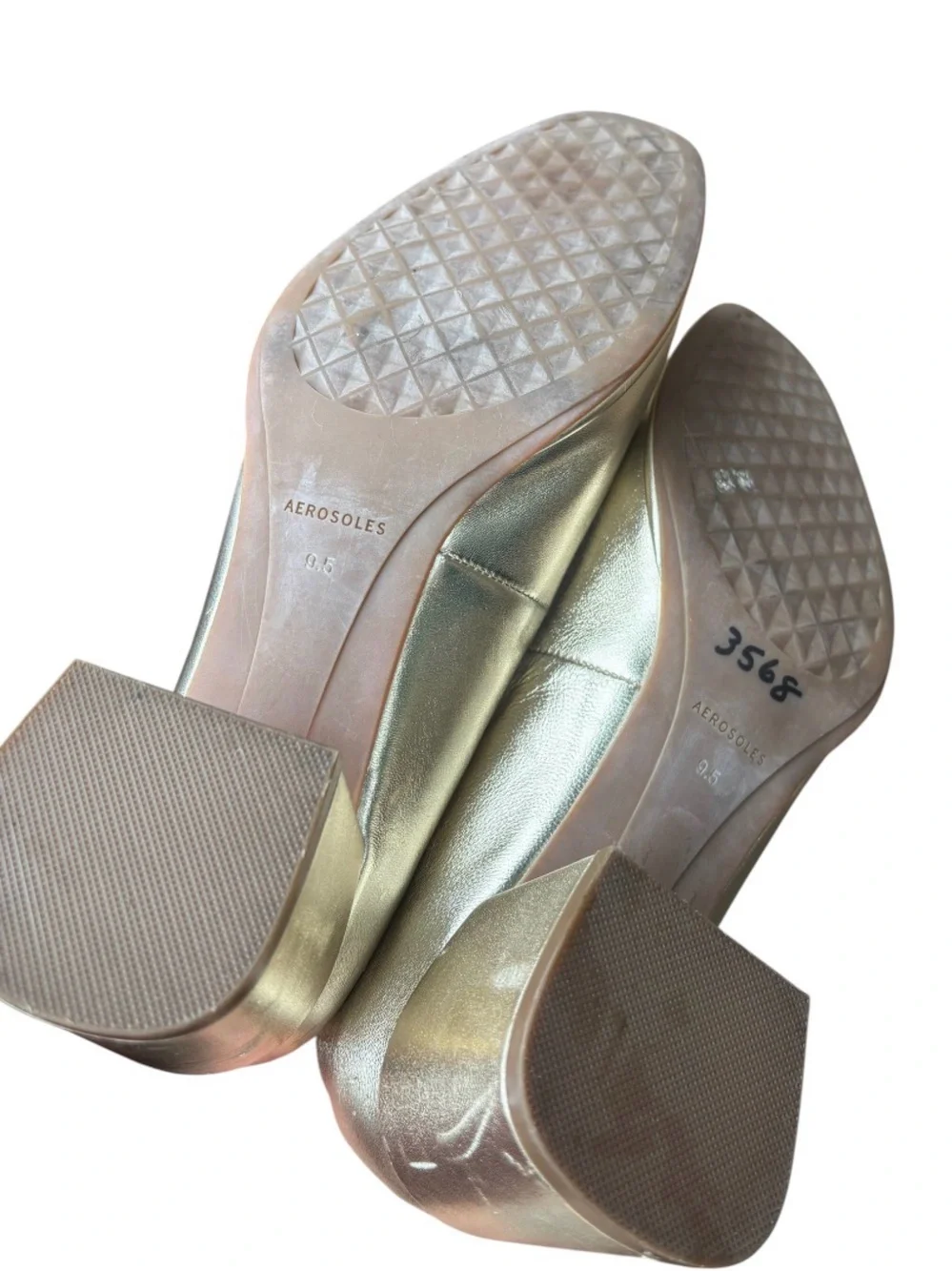 AEROSOLES metallic gold